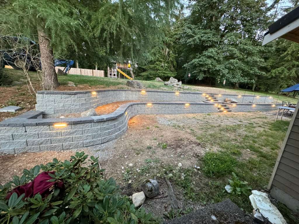Retaining wall and lighting project