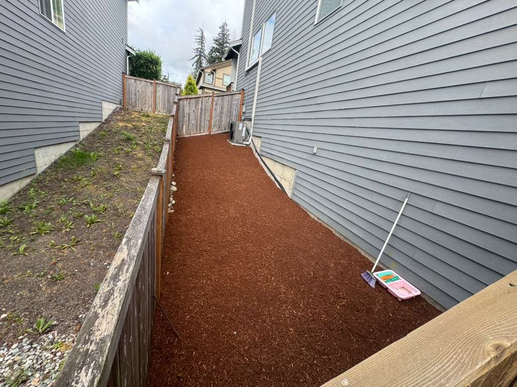 Mulch installation
